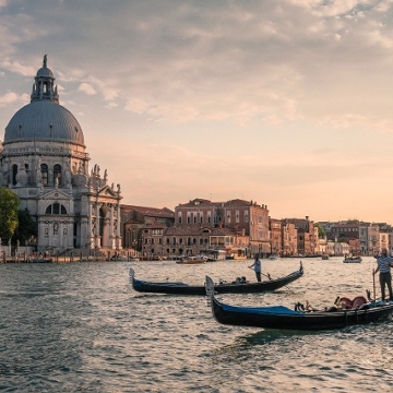 クルーズと豪華寝台列車、ミラノ、ベネチア＆イスタンブール<br>Cruise & Rail : Milan,Venice & Istanbul